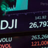 سقوط ۷۰۰ واحدی داوجونز، PMI خدمات در پایین‌ترین سطح ۲ سال